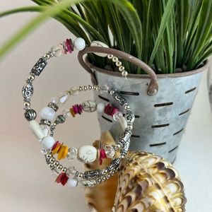 fuchsia / white / silver color beaded 2 in 1 (bracelet or necklace)
